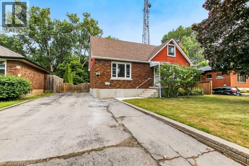 25 HENRY Street, Brantford, photo 3