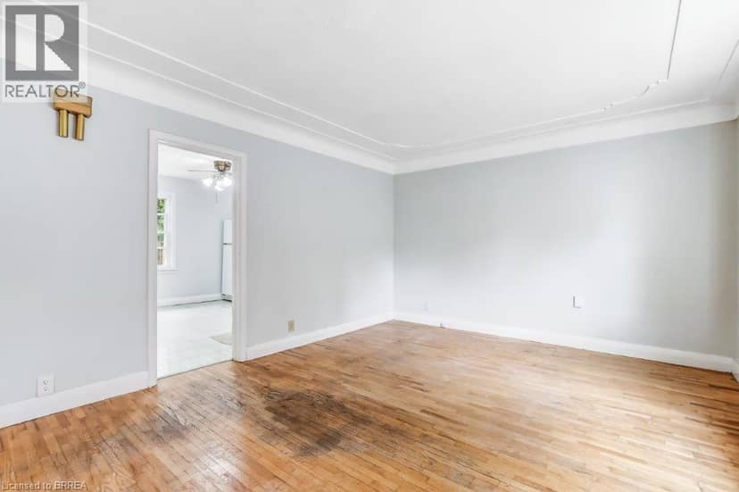 25 HENRY Street, Brantford, photo 5