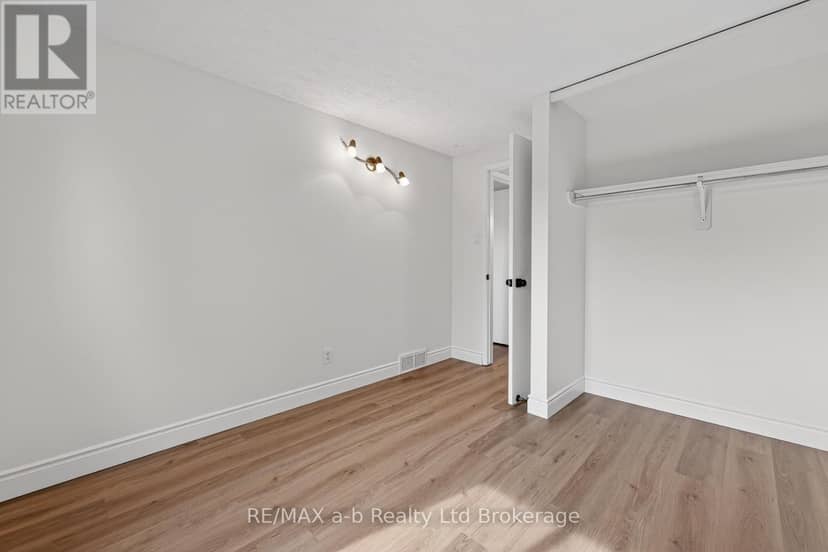 267 Beckett Road — photo 19 of 35