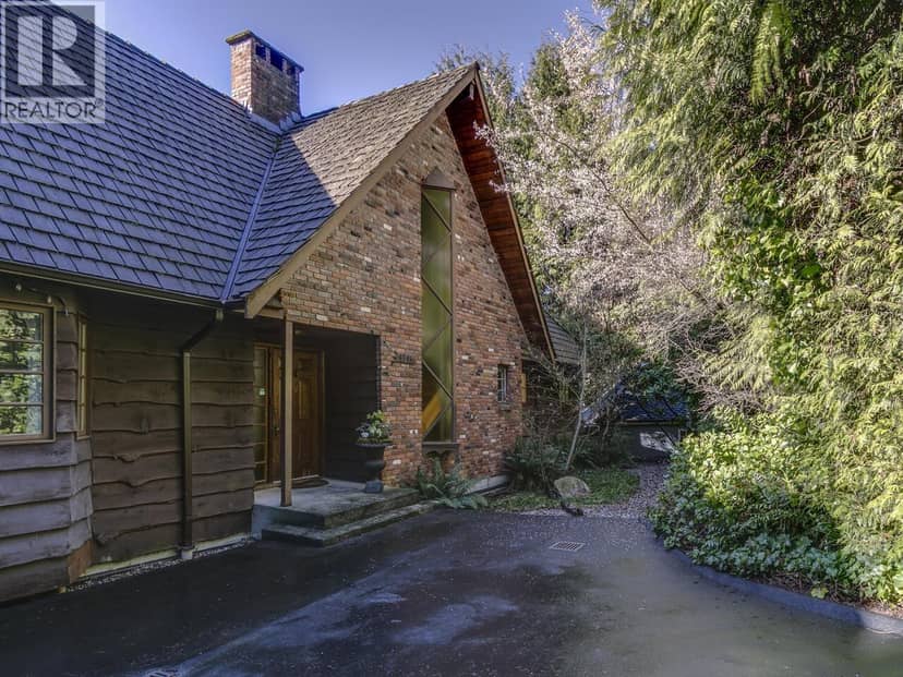 3904 WESTRIDGE AVENUE, West Vancouver