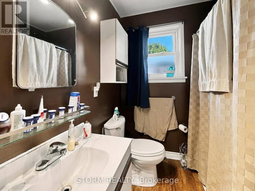 37 Oak Street — photo 18 of 21