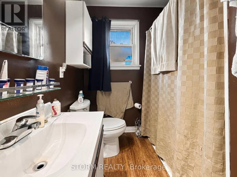 37 Oak Street — photo 19 of 21