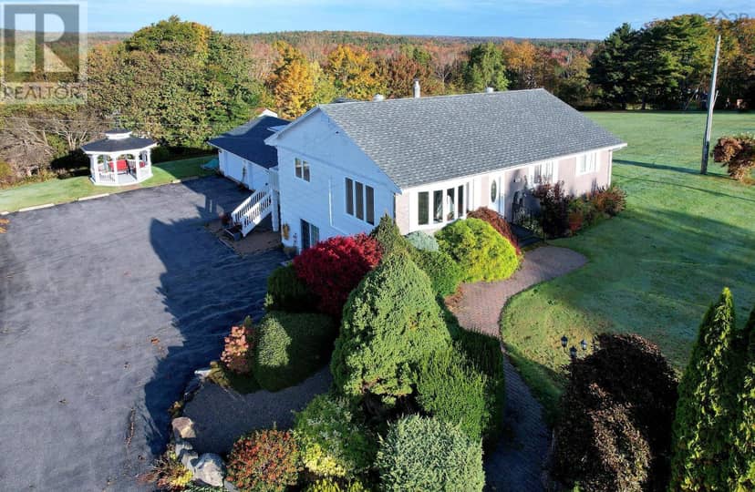 2865 Highway 340, Corberrie