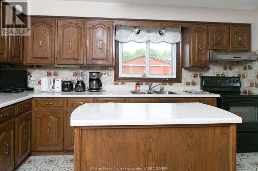 3371 County Road 20 — photo 9 of 40
