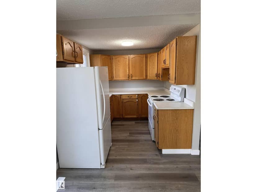 9G Clareview Vg NW — photo 10 of 25
