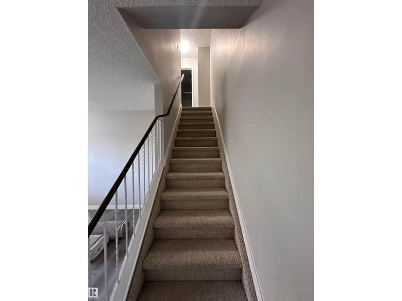 9G Clareview Vg NW — photo 17 of 25