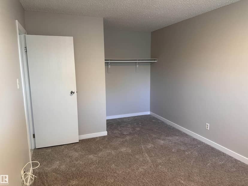 9G Clareview Vg NW — photo 18 of 25