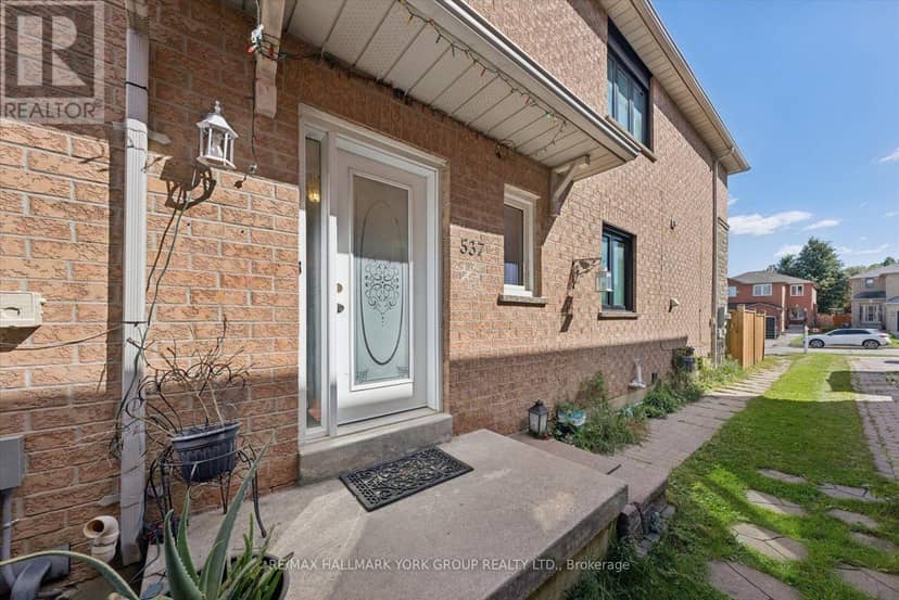 537 Walpole Crescent, Newmarket, photo 3
