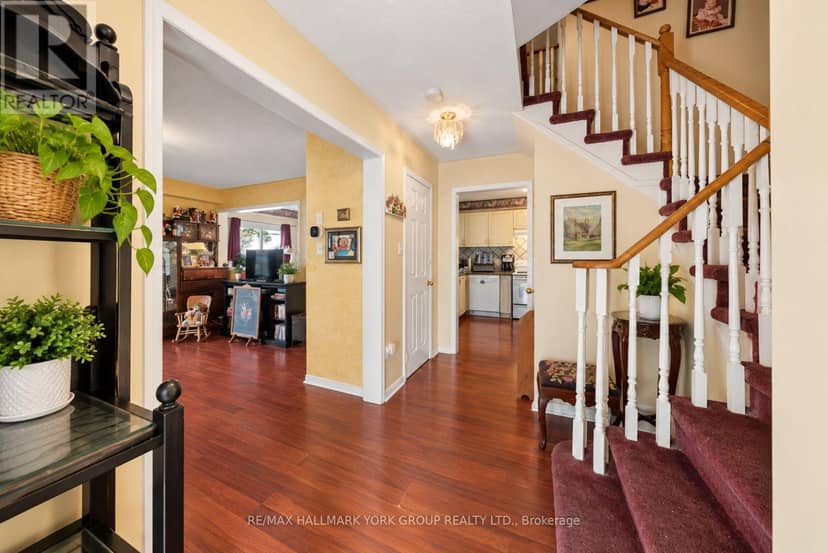 537 Walpole Crescent, Newmarket, photo 5