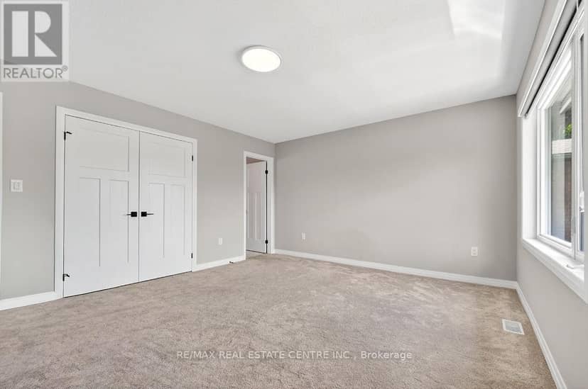 9 - 264 Blair Road — photo 32 of 40