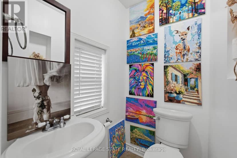 126 Niagara Street — photo 21 of 40
