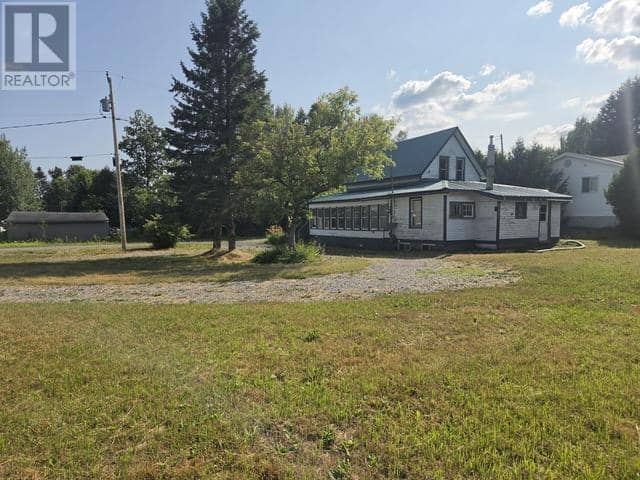 4 Tarbutt ST, Bruce Mines, photo 4