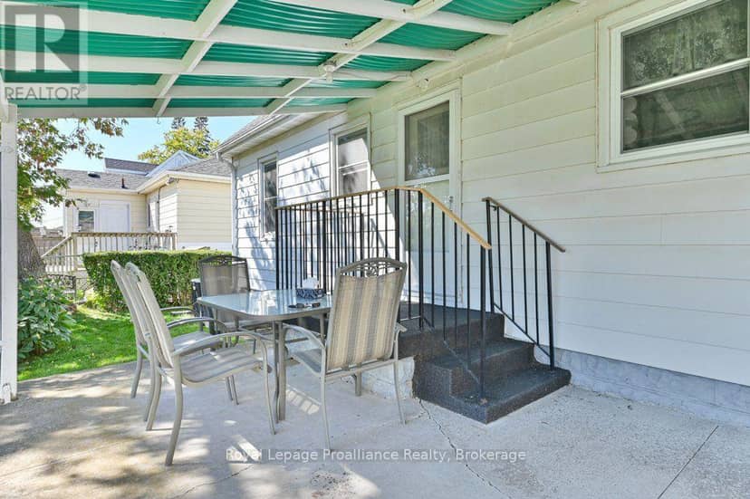 47 Bay Drive — photo 25 of 40