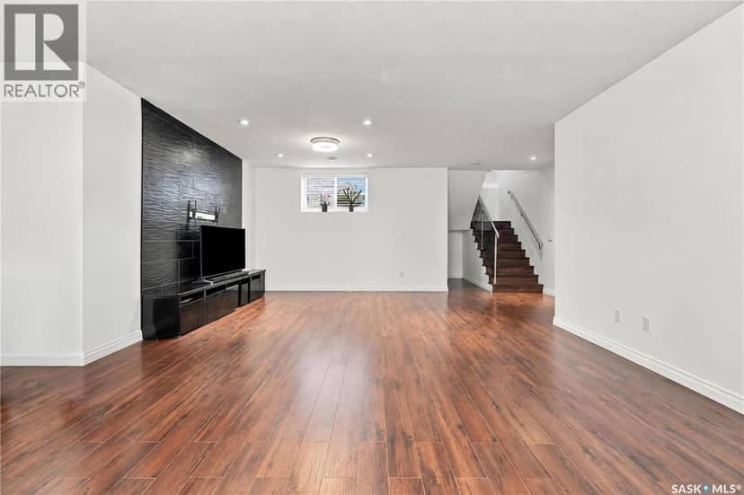 4714 Green Apple DRIVE E — photo 38 of 40