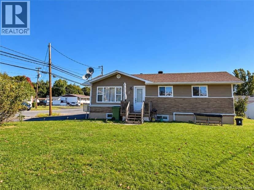 2 Walsh Avenue, Campbellton