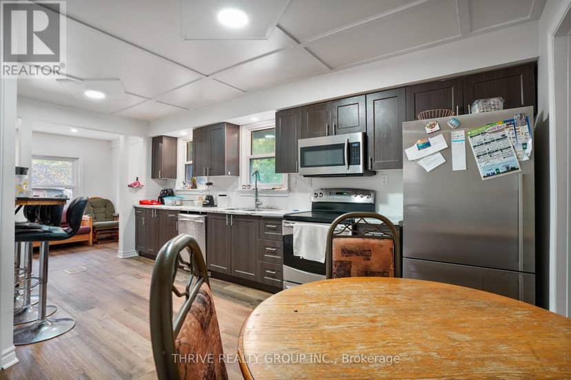 86 Wilson Avenue, London North, photo 2