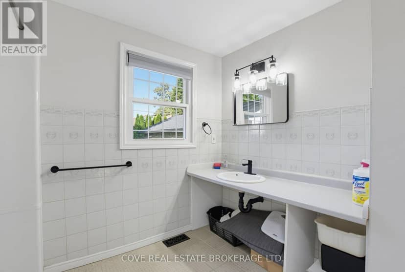 143 Mamelon Street — photo 21 of 29
