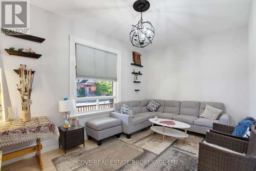 143 Mamelon Street, London East, photo 6