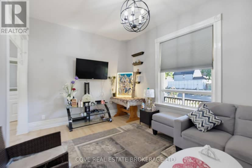 143 Mamelon Street, London East, photo 7