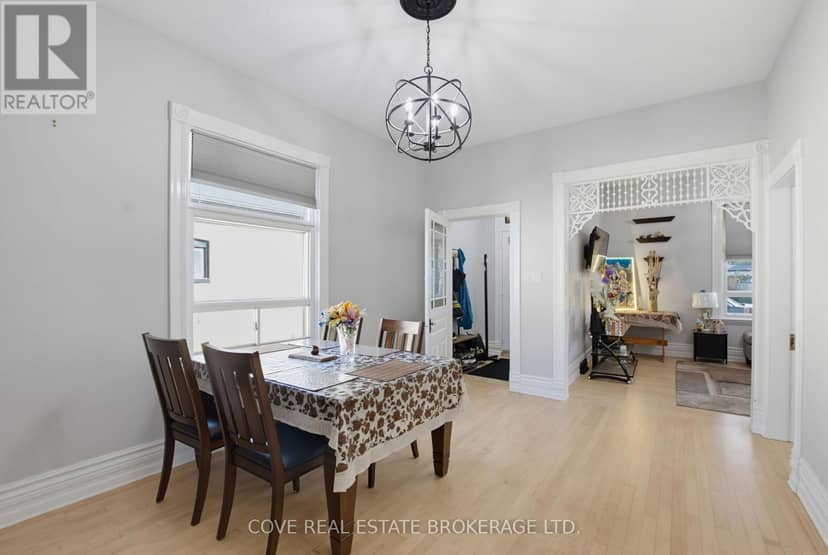 143 Mamelon Street — photo 9 of 29