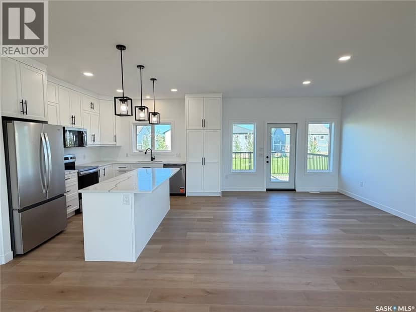 110 Lakewood DRIVE — photo 12 of 40