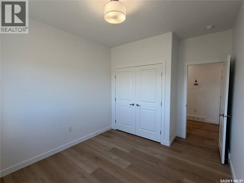 110 Lakewood DRIVE — photo 29 of 40