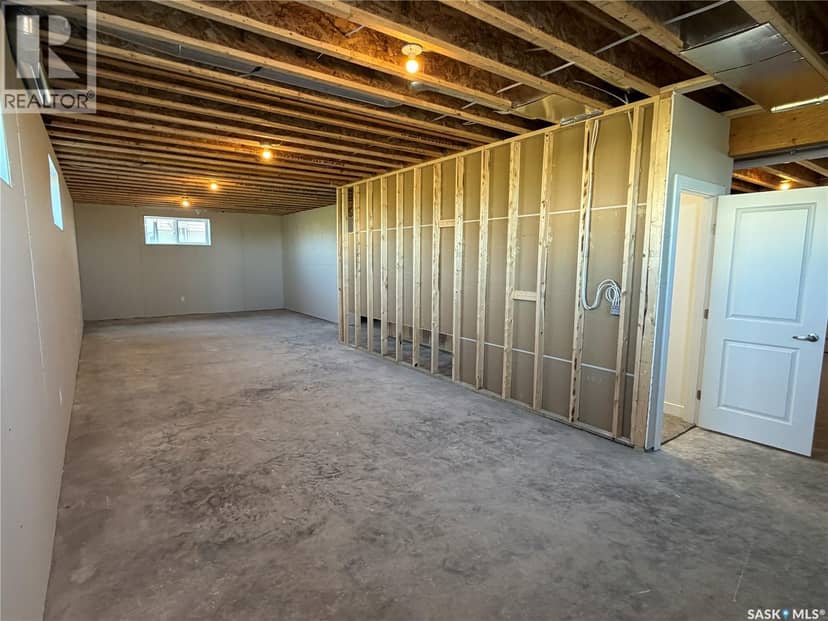 110 Lakewood DRIVE — photo 34 of 40