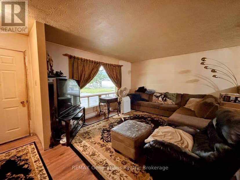 37 Matachewan Road, Manitouwadge, photo 5