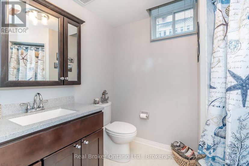 15 Neelands Street — photo 21 of 31