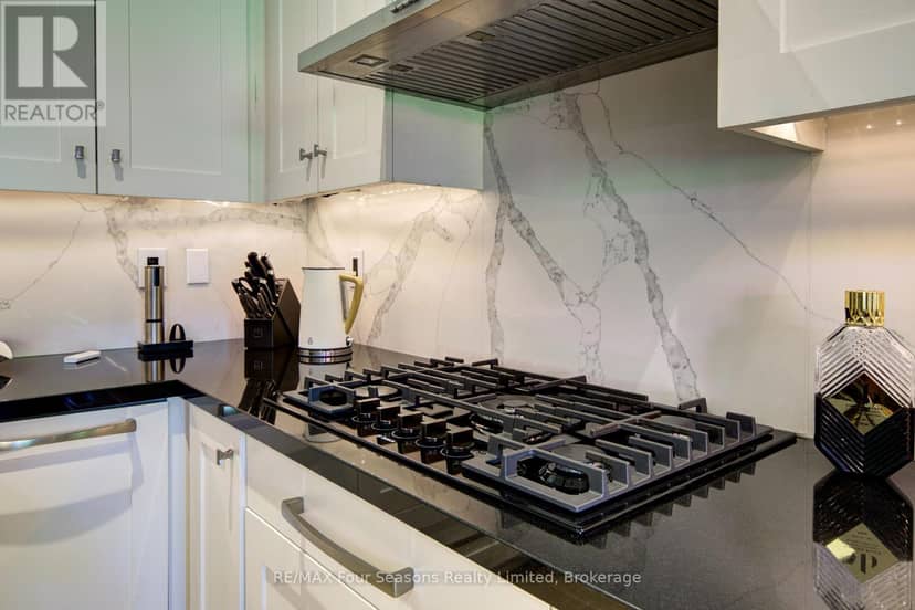 17 Collship Lane — photo 15 of 40