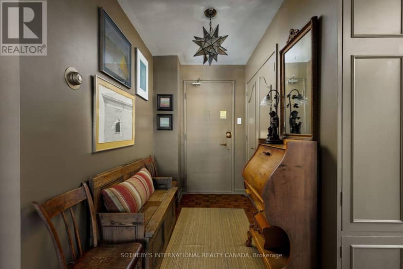 1001 - 575 Avenue Road, Toronto, photo 5