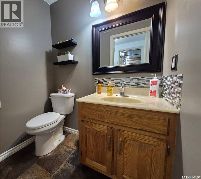 280 Hayes DRIVE — photo 26 of 40