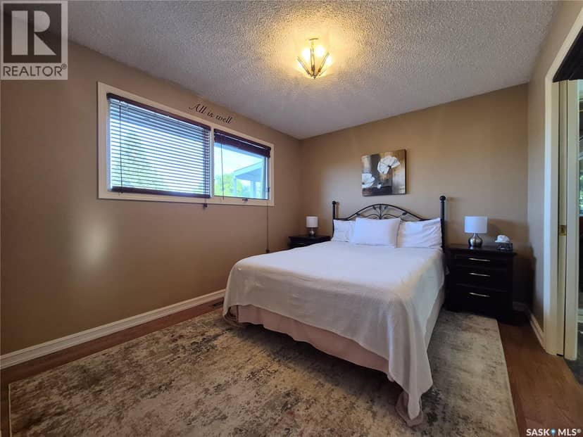 280 Hayes DRIVE — photo 25 of 40