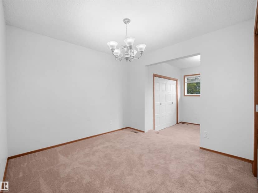 10307 135 AV NW — photo 23 of 40