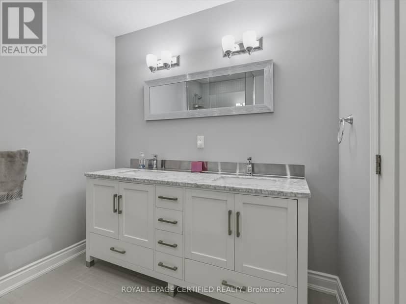 27450 Highway 12 — photo 22 of 40