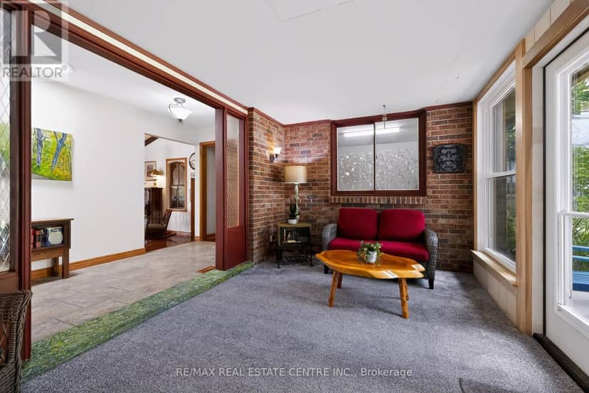 80 Glenda Jane Drive — photo 11 of 40