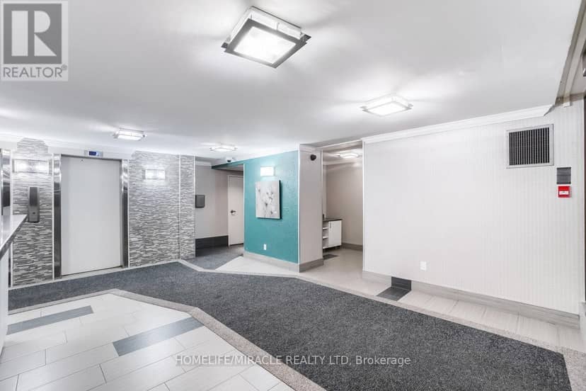 1703 - 15 Kensington Road — photo 5 of 36