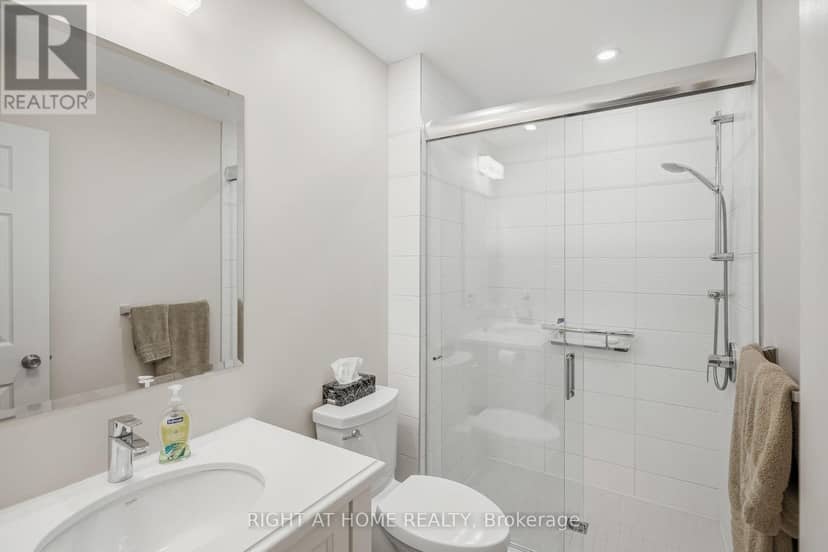 618 Victoria Street — photo 17 of 39