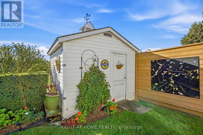 618 Victoria Street — photo 35 of 39