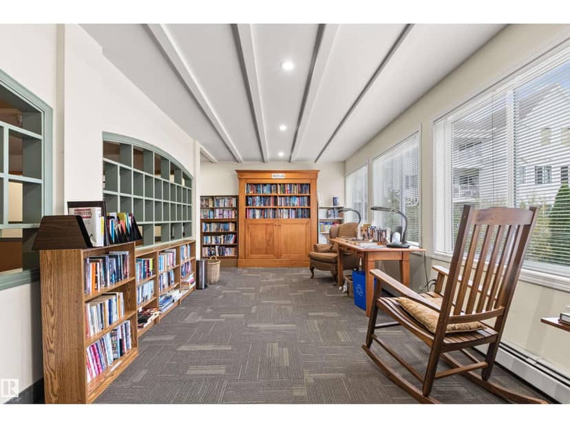 #206 78 McKenney Av — photo 37 of 40