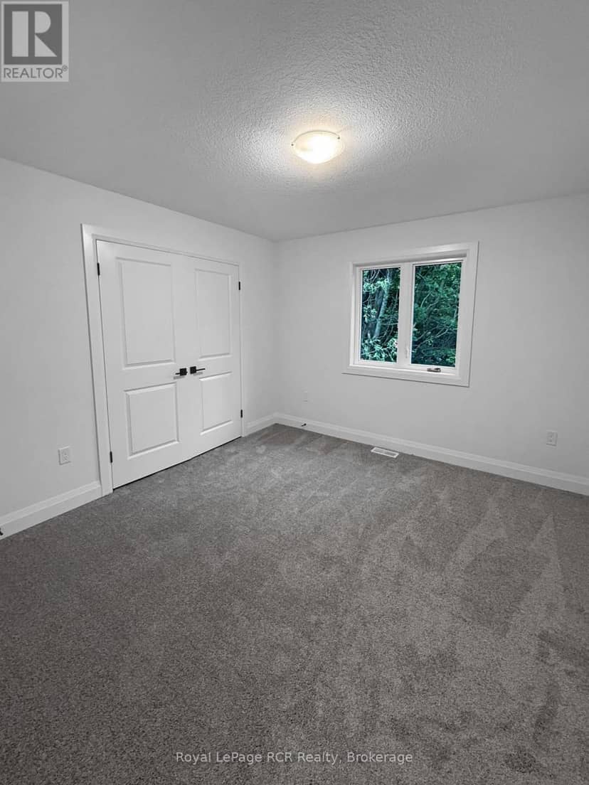 193 Francis Street — photo 9 of 13