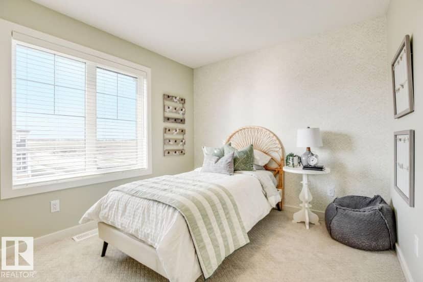 79 Rosa CR — photo 9 of 15