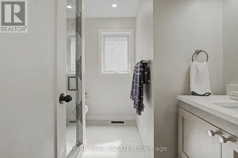 521 Hickory Avenue N — photo 23 of 40