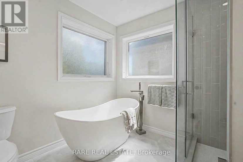 521 Hickory Avenue N — photo 30 of 40