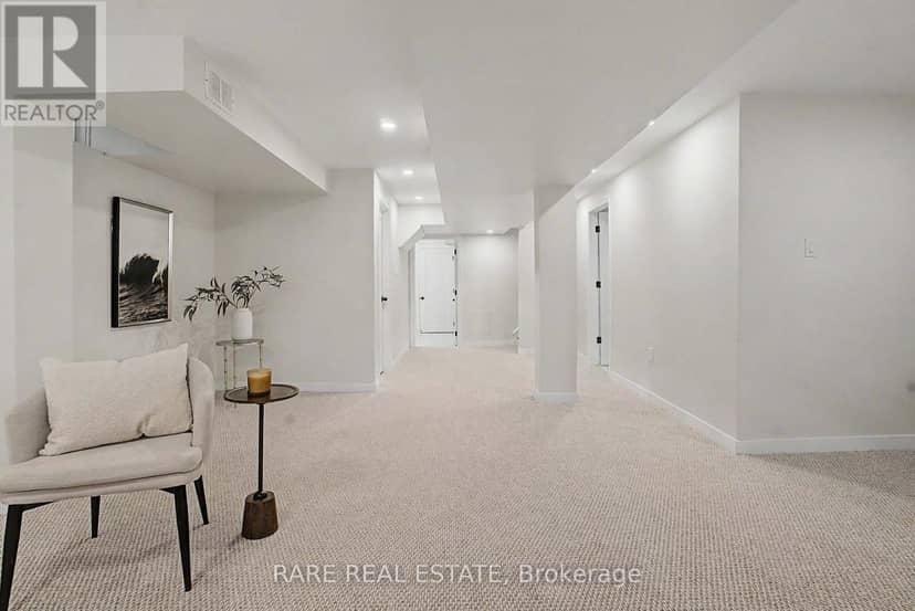 521 Hickory Avenue N — photo 36 of 40