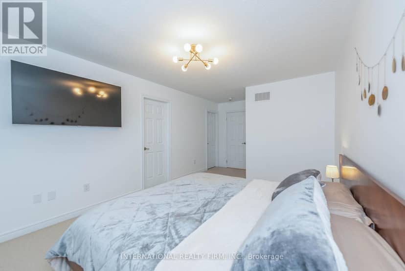 99 Huguenot Road — photo 20 of 37