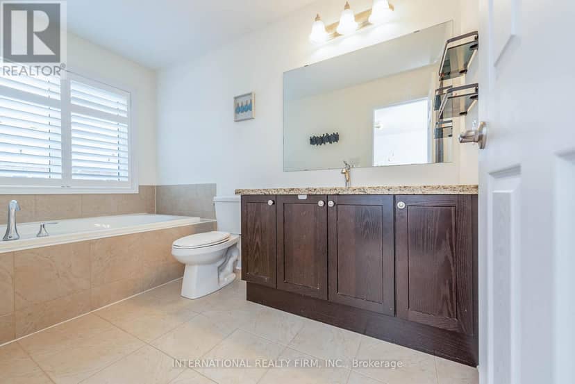 99 Huguenot Road — photo 21 of 37