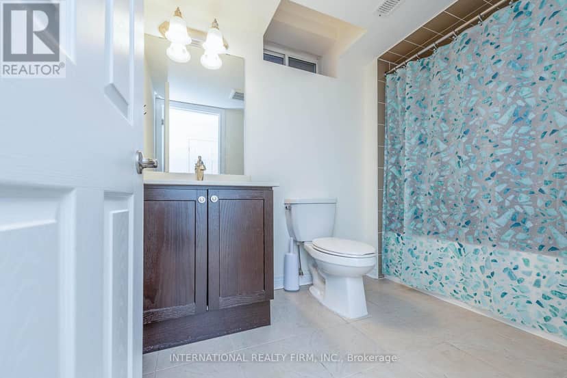 99 Huguenot Road — photo 30 of 37