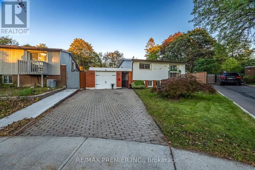 9 Adeline Court, Toronto, photo 2