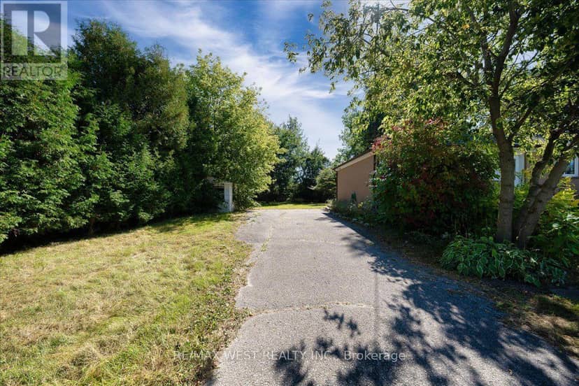17 Heather Street — photo 36 of 40